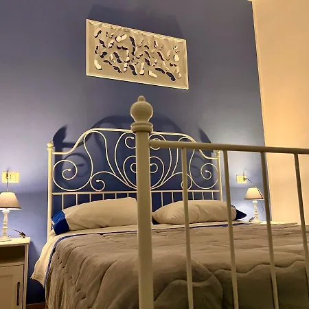 Vico Longo 25 - Ensuit Flat In The Heart Of *