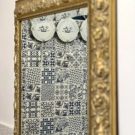 Vico Longo 25 - Ensuit Flat In The Heart Of * נאפולי