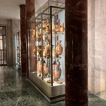 Vico Longo 25 - Ensuit Flat In The Heart Of